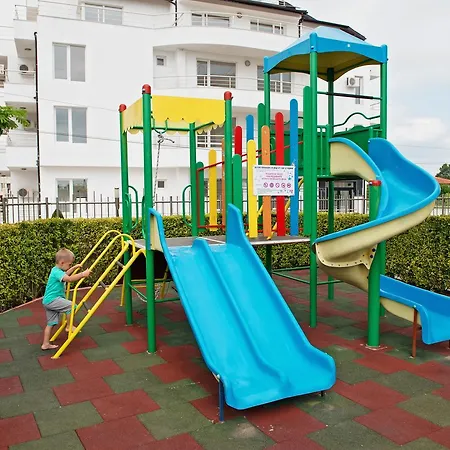 семеен адена 3* Chernomorets