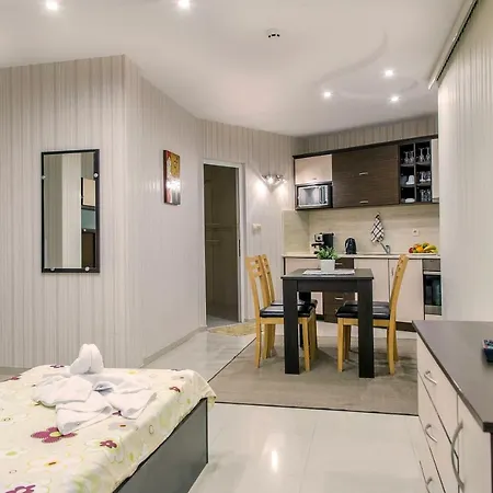 семеен адена Hotel 3*