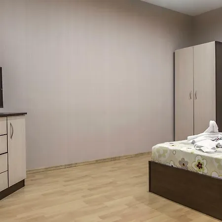 семеен адена