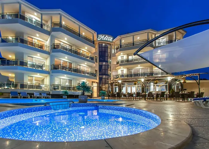 Hotel семеен адена 3*