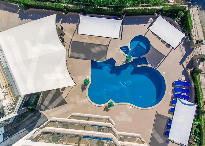 семеен адена 3* Černomorec